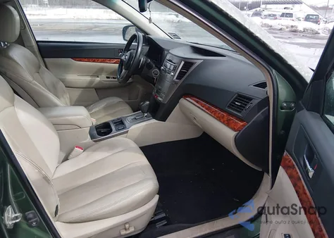 2010 Subaru Outback 2.5I Limited z USA, uszkodzony, nr VIN 4S4BRCKC3A3334817